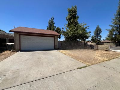 2789 N Selland Ave, Fresno, CA, 93722
