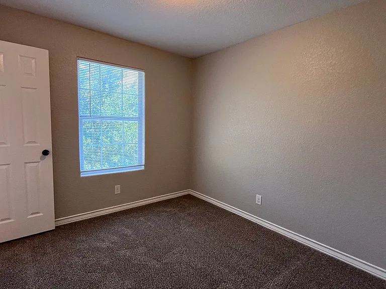 5107-5109 Flipper Dr — Photo 20