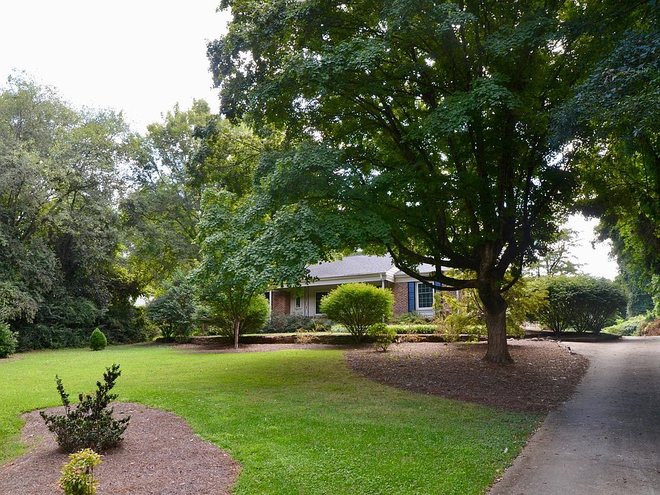 Beautiful front yard