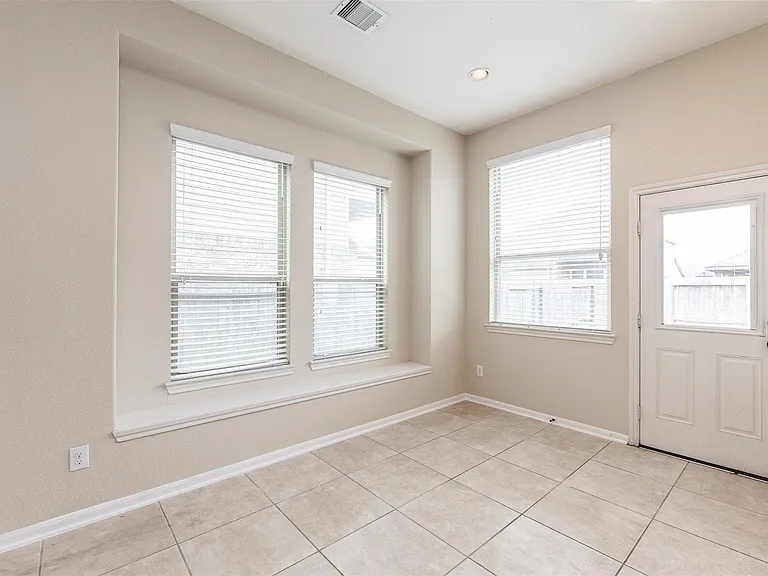 24943 Blue Mountain Park Ln — Photo 14
