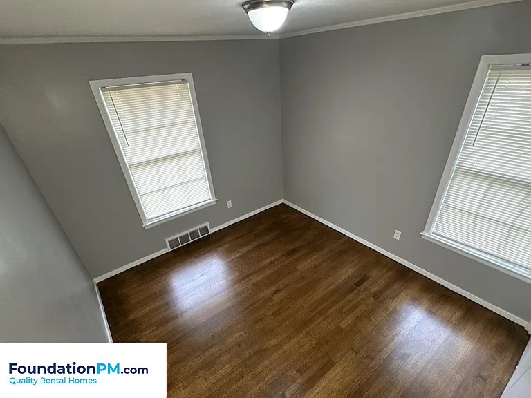 1617 Haywood Ave — Photo 11