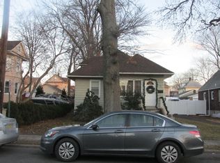 35 Maple St, Ridgefield Park, NJ 07660