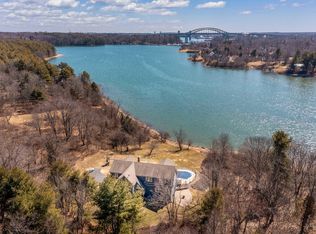 33R Leach Rd, Kittery, ME 03904