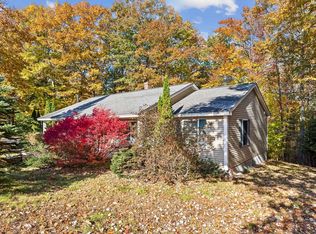 4 Cushman Woods Dr, Norway, ME 04268