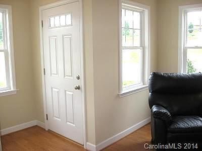 3rd image of 844 Impala Dr #37