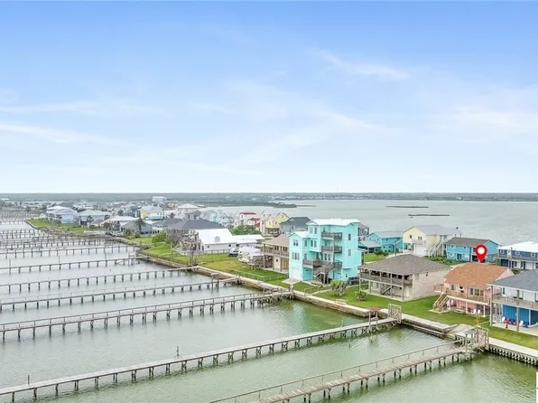 128 Copano Ridge Rd, Rockport, TX 78382