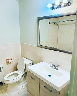 Rented by RealTegrity NY LLC | media 10