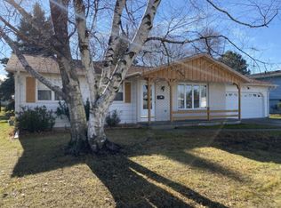 3615 Easy St, Manitowoc, WI 54220