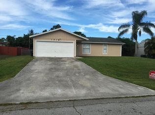 1918 SE Carvalho St, Pt Saint Lucie, FL 34953