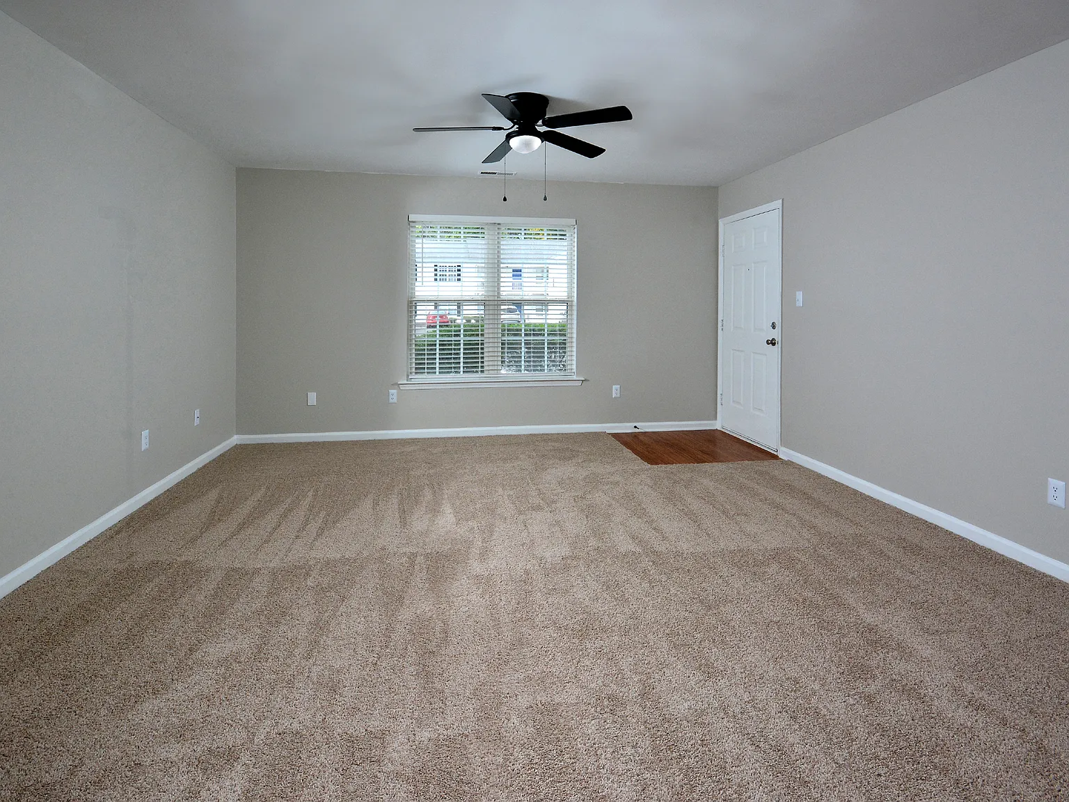 Edgewood Apartments — Photo 4