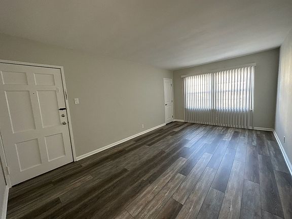 3rd image of 1049 E Carson St #6