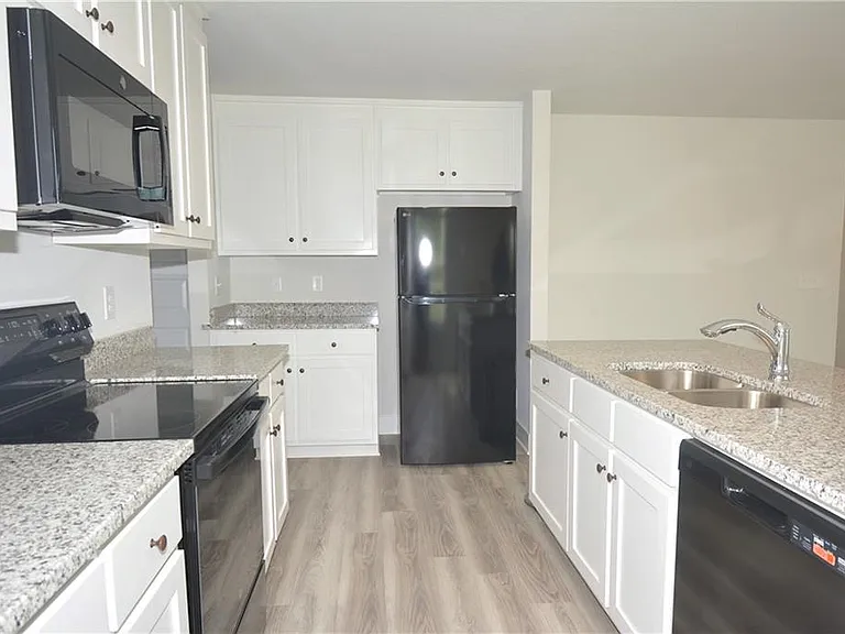 45 Haddington Ct — Photo 7