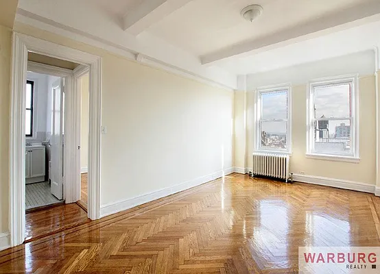 Sold by Warburg | media 2