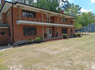 1001 W Main St, Williamston, NC 27892