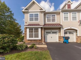 24 Old Cedarbrook Rd, Wyncote, PA 19095