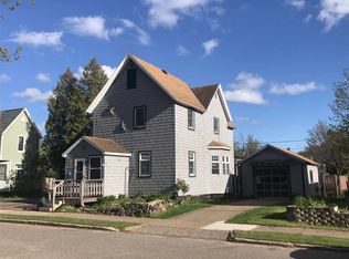 624 Iron St, Ishpeming, MI 49849