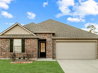 3740 Red Tailed Hawk Dr, Lake Charles, LA 70615