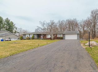 16 E Gate Rd, Danbury, CT 06811