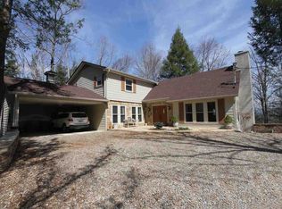 1734 Cardinal Dr, Gatlinburg, TN 37738