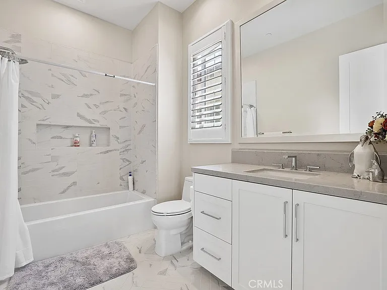 149 Roscomare — Photo 41