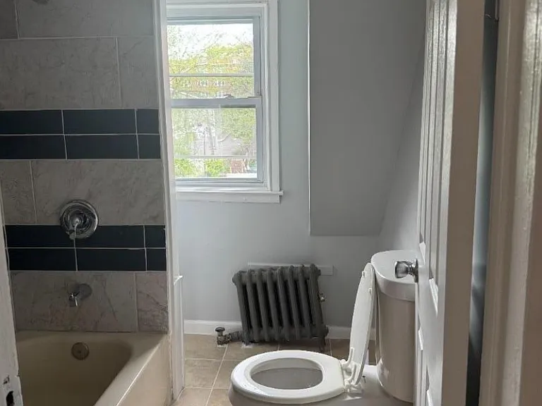 105 N Munn Ave — Photo 8