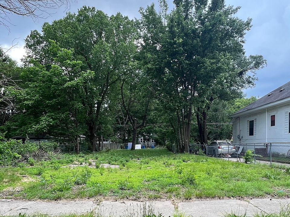 1st image of 913 S Connor Ave