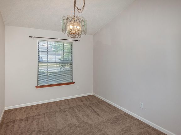 3rd image of 2821 Moorsfield Ln
