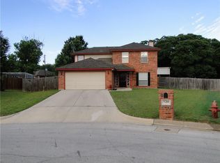 520 Dylan Ct, Azle, TX 76020
