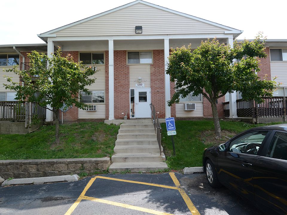 1st image of 680 Marilyn Ave APT 202