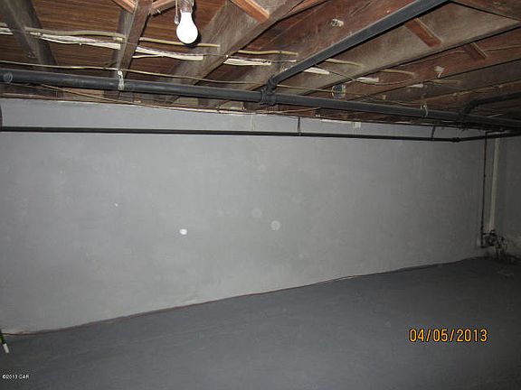 CLEAN BASEMENT