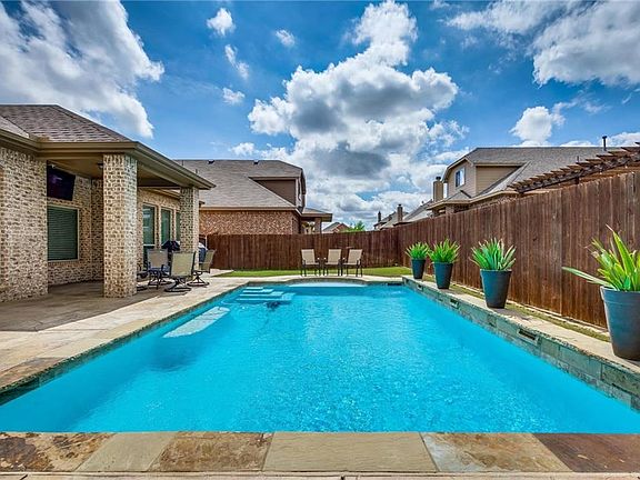 3rd image of 3304 Estacado Dr