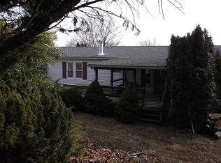 77 Juniper Ct, Bath, PA 18014
