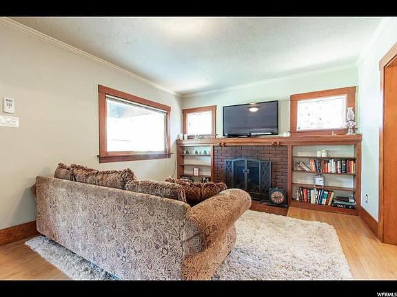 4th image of 1464 E Browning Ave