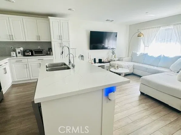 7155 Citrus Ave, Fontana, CA 92336