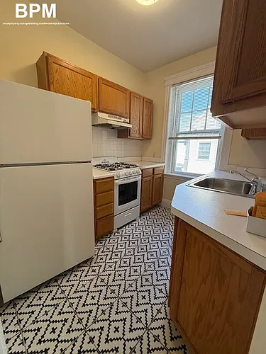 41 Wendell St Photo 1