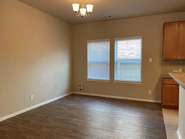 18206 Canary Bluff Ln — Photo 7