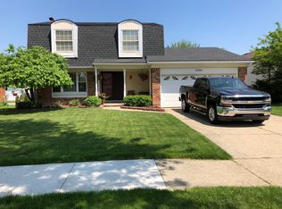 11705 Whitehall Dr, Sterling Heights, MI 48313