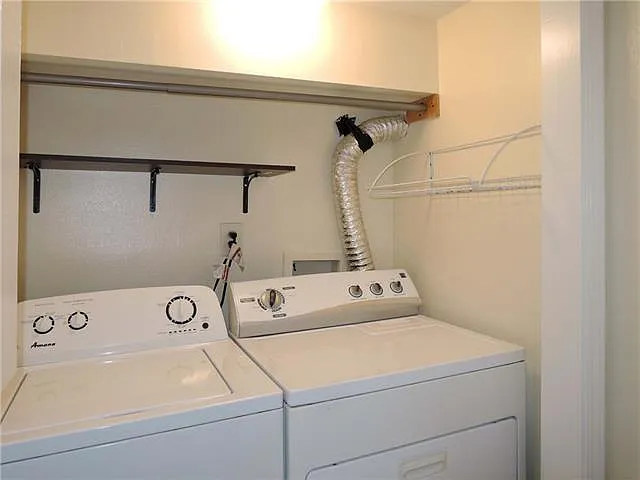 7204 Hickory St #A — Photo 13