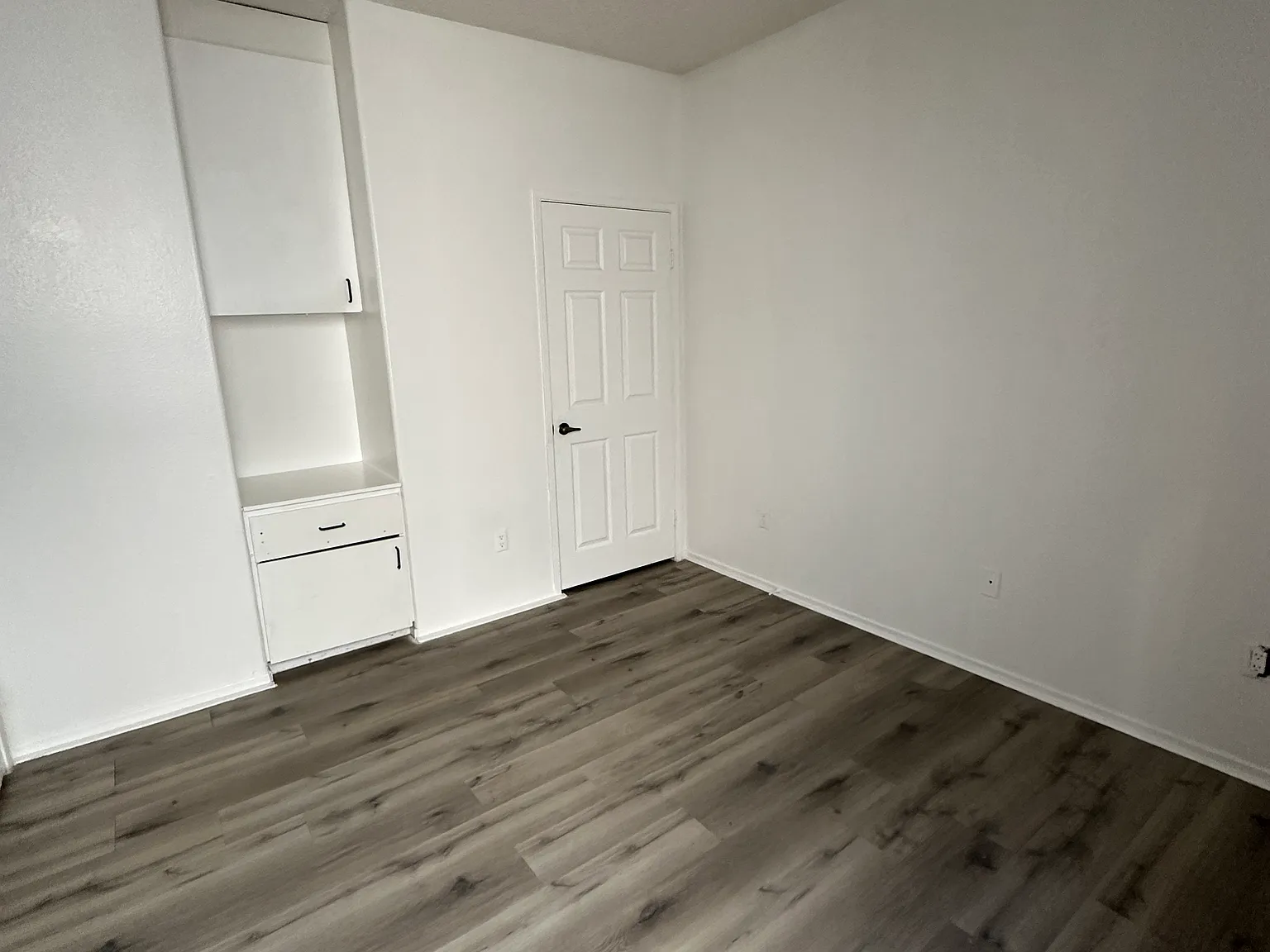 2 bed, 2.5 bath, 1350 sqft, $3,195 — Photo 2
