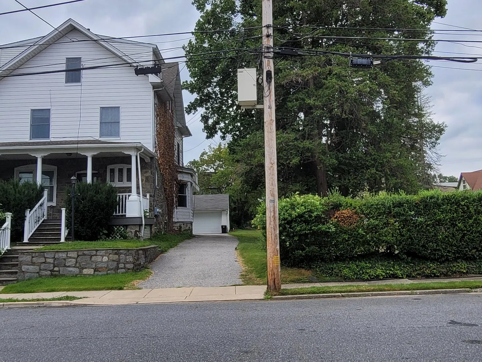 29 Delaware Ave — Photo 1