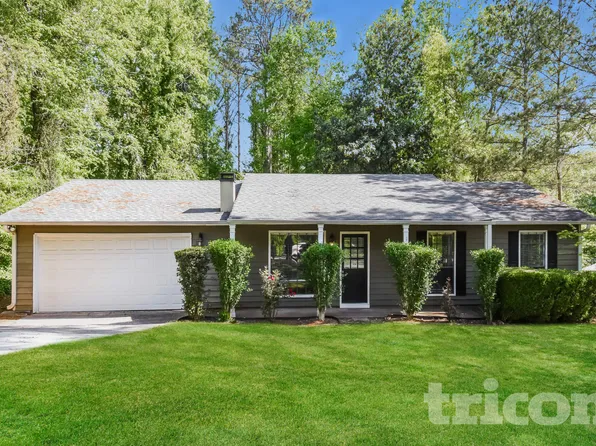 1370 High Country Ct, Marietta, GA 30066