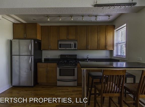 5th image of 841 W Windsor Ave #4
