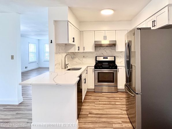 1133 Roseberry Ct