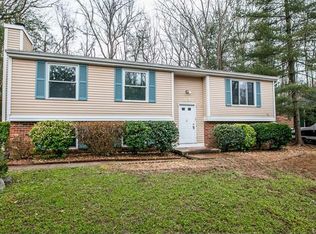 1136 Oldbury Rd, Midlothian, VA 23113