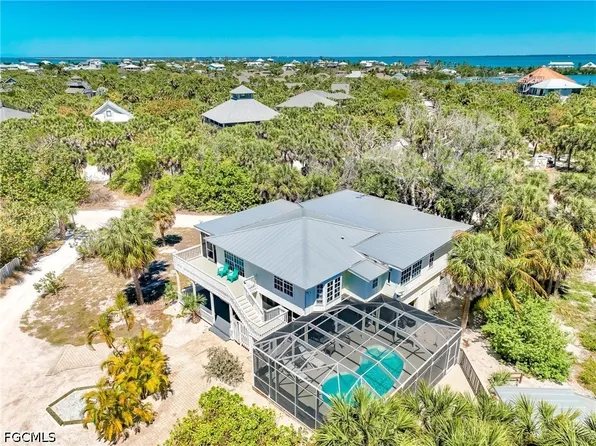 4481 Bartlett Pkwy, Captiva, FL 33924