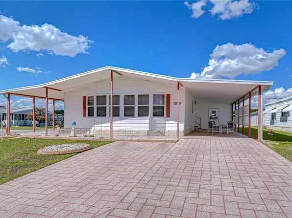 35909 Bueno Dr, Zephyrhills, FL 33541