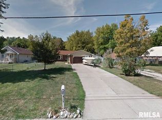 919 Pekin Ave, Creve Coeur, IL