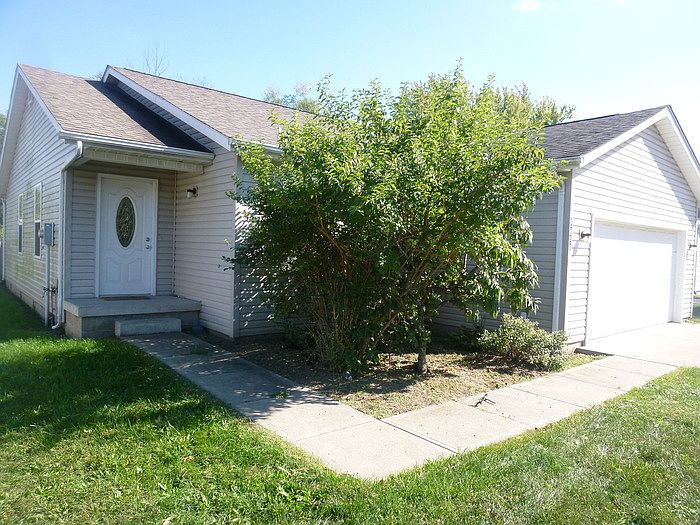 1st image of 3027 N 12th St