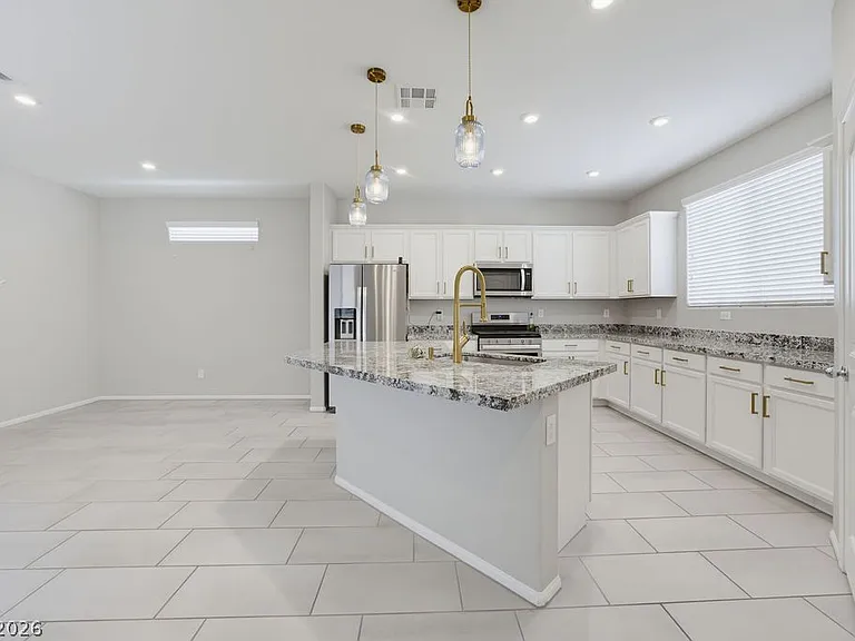 10661 Sariah Skye Ave — Photo 11
