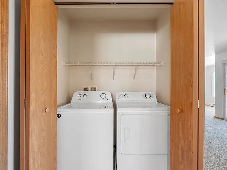 Havenwood Pointe Apartments — Photo 43